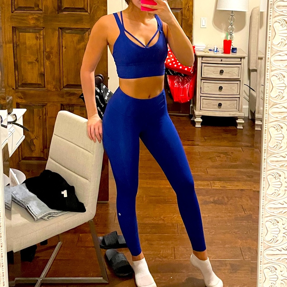 Brand new Lulu Lemon set size 4/6